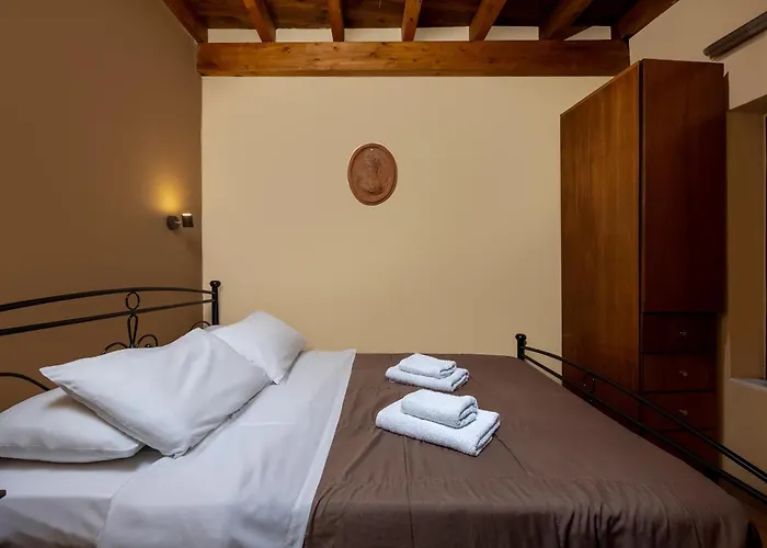 Aglaea Apartment In Rhodes Old Town *