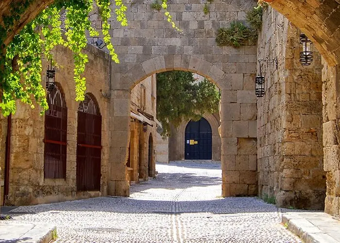 Aglaea Apartment In Rhodes Old Town *
